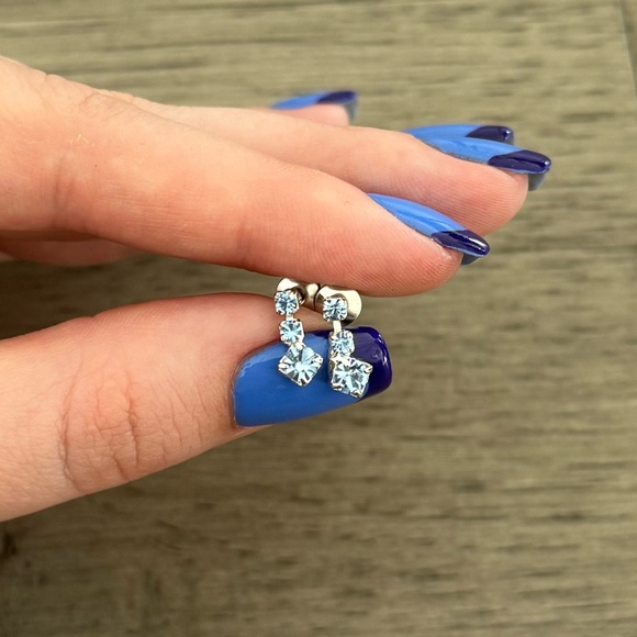 Necklace and Earring Set - Picture 4 of 4